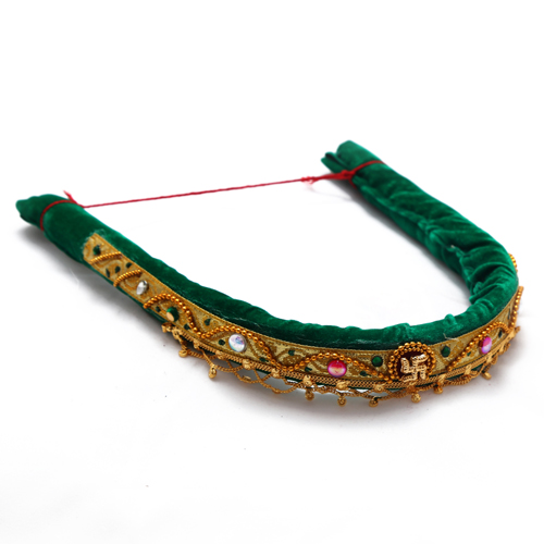 Green - Golden Modiya / velvet handicraft Modiya